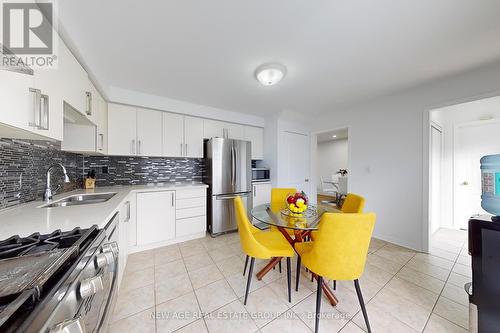 1506 Harwood Drive, Milton, ON - Indoor Photo Showing Kitchen With Double Sink