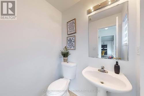 1506 Harwood Drive, Milton, ON - Indoor Photo Showing Bathroom