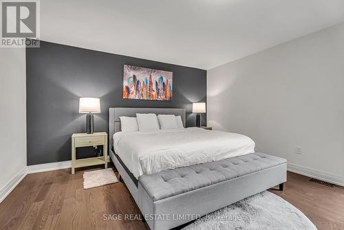 2101 Primate Road, Mississauga, ON - Indoor Photo Showing Bedroom