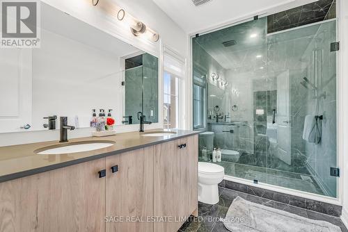 2101 Primate Road, Mississauga, ON - Indoor Photo Showing Bathroom