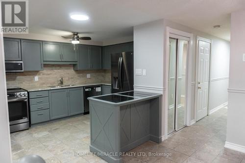 98 Kovac Road, Cambridge, ON - Indoor Photo Showing Kitchen