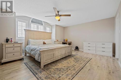 76 Redfern Avenue, Hamilton, ON - Indoor Photo Showing Bedroom