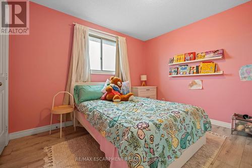 76 Redfern Avenue, Hamilton, ON - Indoor Photo Showing Bedroom