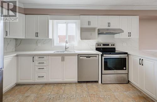 6 Resurrection Drive, Kitchener, ON - Indoor Photo Showing Kitchen With Double Sink