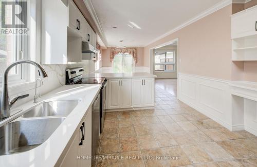 6 Resurrection Drive, Kitchener, ON - Indoor Photo Showing Kitchen With Double Sink