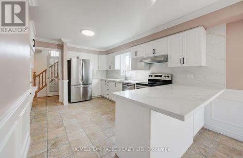 6 Resurrection Drive, Kitchener, ON - Indoor Photo Showing Kitchen