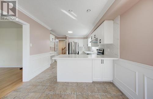 6 Resurrection Drive, Kitchener, ON - Indoor Photo Showing Kitchen