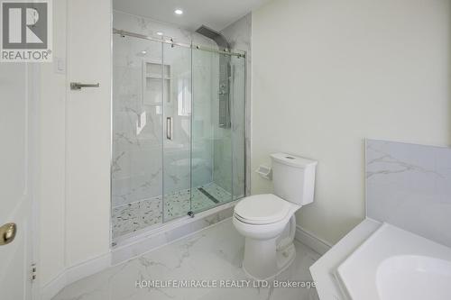 6 Resurrection Drive, Kitchener, ON - Indoor Photo Showing Bathroom