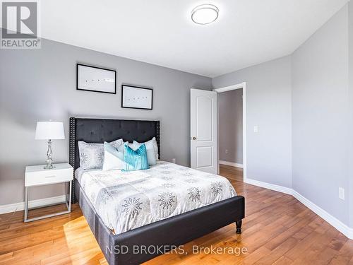 891 Hwy 8, Hamilton, ON - Indoor Photo Showing Bedroom