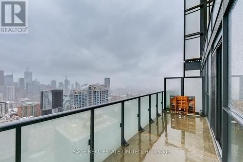 Ph02 - 15 Grenville Street, Toronto, ON - Outdoor With Balcony With View With Exterior