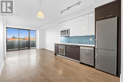 403 - 109 Vaughan Road, Toronto, ON - Indoor Photo Showing Kitchen