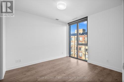 403 - 1075 Queen Street E, Toronto, ON - Indoor Photo Showing Other Room