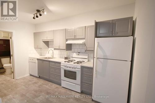 Main Fl - 35 St Quentin Avenue, Toronto, ON - Indoor Photo Showing Kitchen