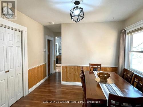 493 Drew Street, Oshawa, ON - Indoor Photo Showing Dining Room