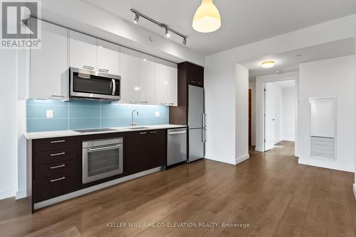 703 - 109 Vaughan Road, Toronto, ON - Indoor Photo Showing Kitchen