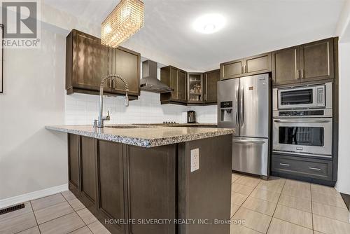 91 Kilpatrick Court, Clarington, ON - Indoor Photo Showing Kitchen With Upgraded Kitchen