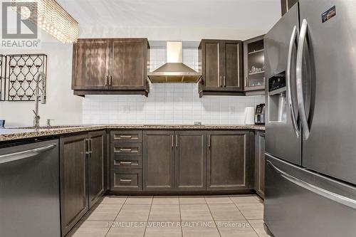 91 Kilpatrick Court, Clarington, ON - Indoor Photo Showing Kitchen