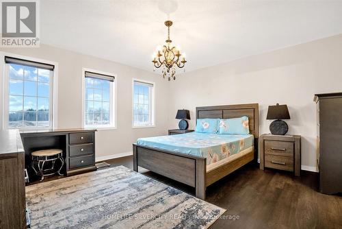 91 Kilpatrick Court, Clarington, ON - Indoor Photo Showing Bedroom