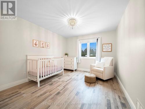 35 Wasslow Avenue, Georgina, ON - Indoor Photo Showing Bedroom