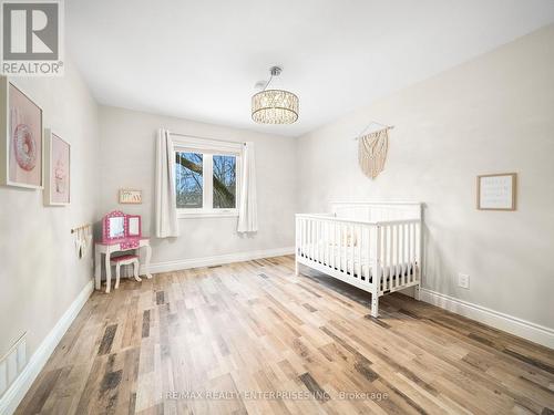 35 Wasslow Avenue, Georgina, ON - Indoor Photo Showing Bedroom