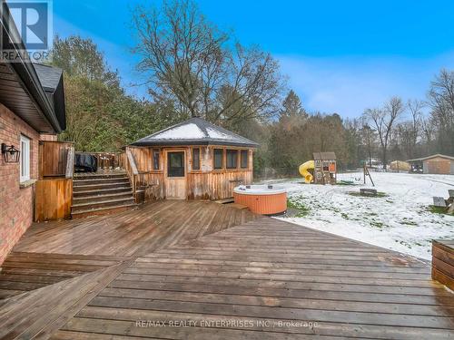 35 Wasslow Avenue, Georgina, ON - Outdoor With Deck Patio Veranda