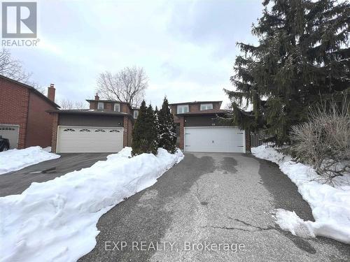 60 Coventry Court, Richmond Hill, ON - Outdoor