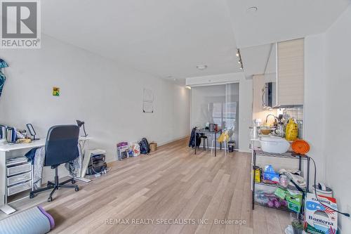 605 - 210 Simcoe Street, Toronto, ON - Indoor