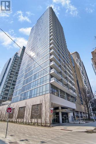 605 - 210 Simcoe Street, Toronto, ON - Outdoor With Balcony With Facade