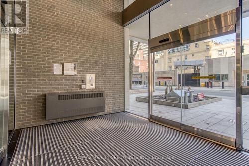 605 - 210 Simcoe Street, Toronto, ON - Outdoor With Exterior