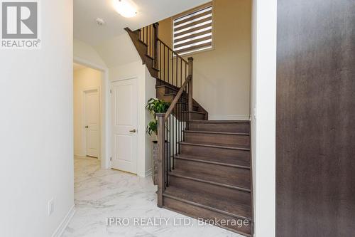 15 Eberly Woods Drive, Caledon, ON - Indoor Photo Showing Other Room