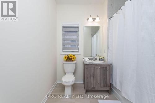 15 Eberly Woods Drive, Caledon, ON - Indoor Photo Showing Bathroom