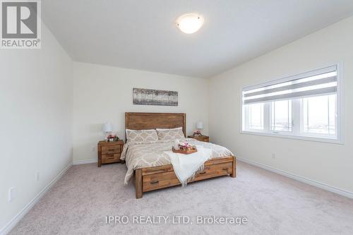 15 Eberly Woods Drive, Caledon, ON - Indoor Photo Showing Bedroom