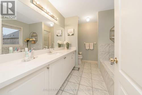 77 Crown Victoria Drive, Brampton, ON - Indoor Photo Showing Bathroom