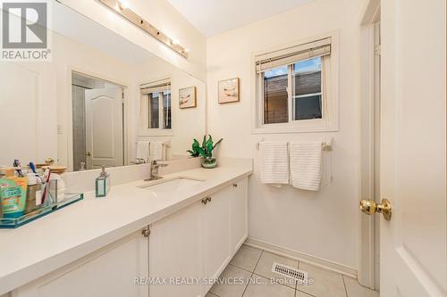 77 Crown Victoria Drive, Brampton, ON - Indoor Photo Showing Bathroom