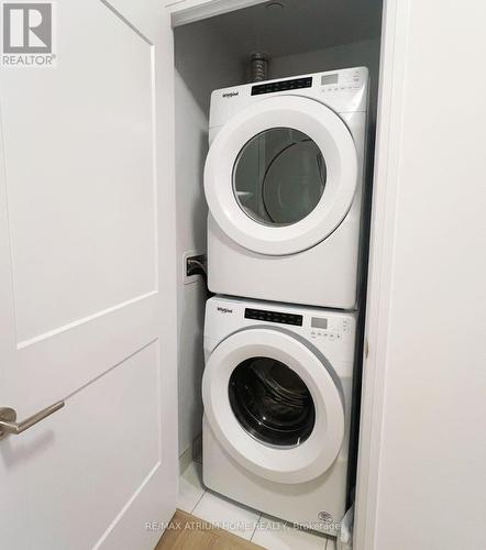 1608 - 25 Holly Street, Toronto, ON - Indoor Photo Showing Laundry Room