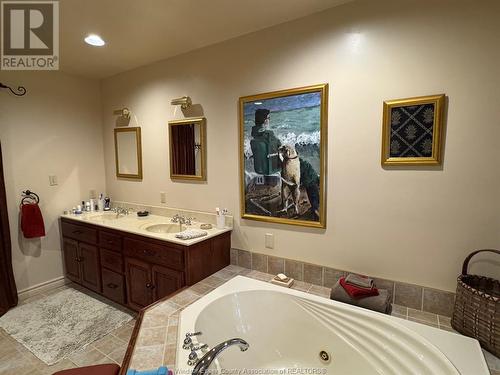 5080 Malden Road, Windsor, ON - Indoor Photo Showing Bathroom