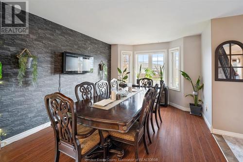 2 Goslin Court, Leamington, ON - Indoor Photo Showing Dining Room