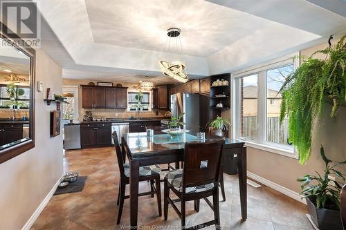 2 Goslin Court, Leamington, ON - Indoor Photo Showing Dining Room