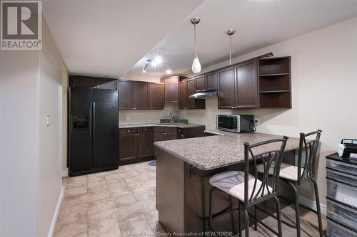 2 Goslin Court, Leamington, ON - Indoor Photo Showing Kitchen