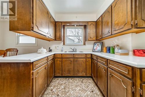 2329 Parent Avenue, Windsor, ON - Indoor Photo Showing Kitchen With Double Sink