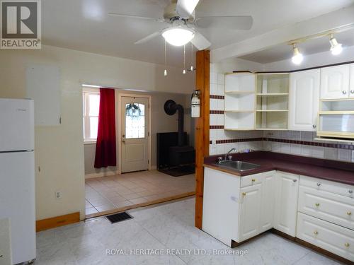 256 Trout Lake Road, Bancroft, ON - Indoor Photo Showing Kitchen