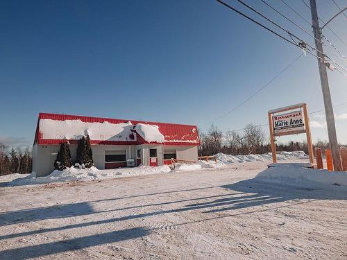 Frontage - 240 Route 138 E., Forestville, QC - Outdoor