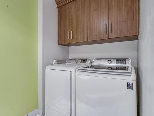 Bathroom - 14816 Rue Notre-Dame E., Montréal (Rivière-Des-Prairies/Pointe-Aux-Trembles), QC - Indoor Photo Showing Laundry Room