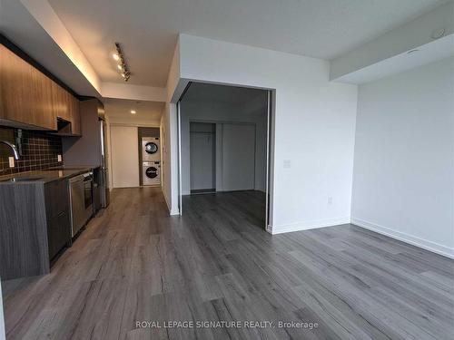 1707-395 Bloor St E, Toronto, ON - Indoor Photo Showing Kitchen