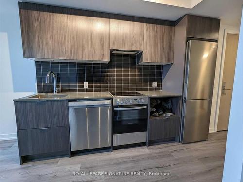 1707-395 Bloor St E, Toronto, ON - Indoor Photo Showing Kitchen With Stainless Steel Kitchen