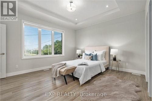 1304 Avenue P Avenue, Ottawa, ON - Indoor Photo Showing Bedroom