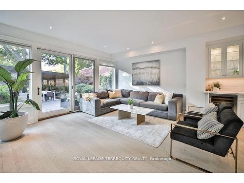 84 Blantyre Ave, Toronto, ON - Indoor Photo Showing Living Room