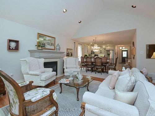 13 Briar Gate Way, New Tecumseth, ON - Indoor Photo Showing Living Room With Fireplace