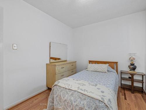 82 Terra Cotta Cres, Brampton, ON - Indoor Photo Showing Bedroom