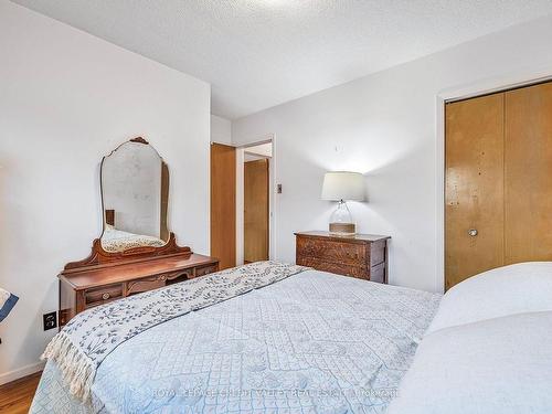 82 Terra Cotta Cres, Brampton, ON - Indoor Photo Showing Bedroom